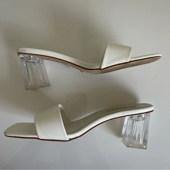 Billini White Mini Heels - Picture 2 of 8